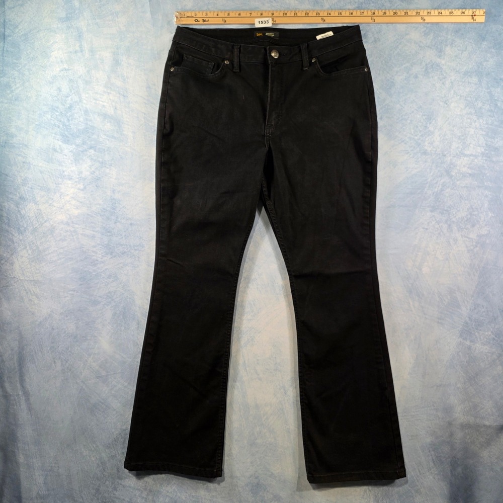 Lee Womens Regular Fit Bootcut Mid Rise Black Jeans‎ Size 14 Short 8.9